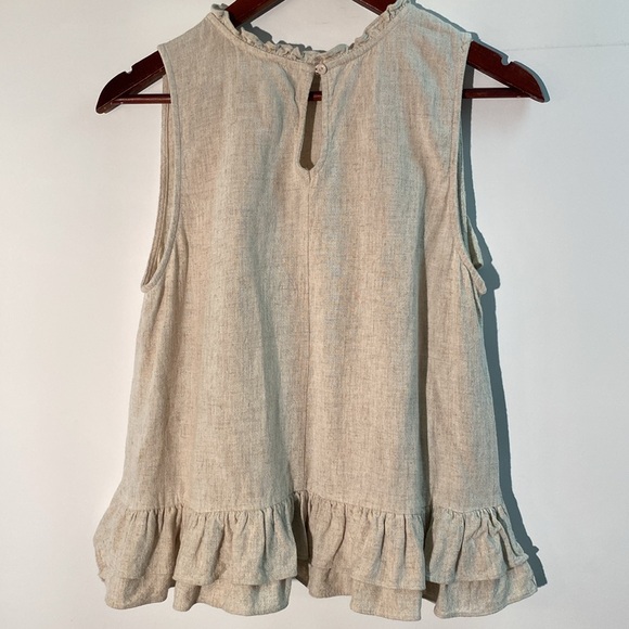 HYFVE - Ruffled sleeveless top. Size M - Picture 2 of 7